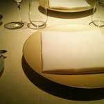 ベージュ アラン・デュカス 東京 - 