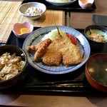 さかな食堂 - ミックスフライ定食