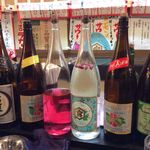 寅屋 - ズラリと並んだ割物