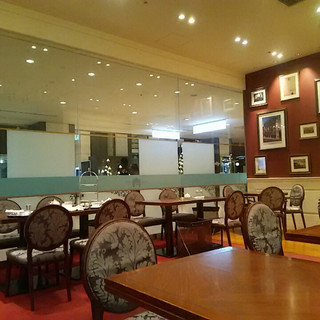 フォートナム&メイソン・コンセプトショップ・ティーショップ_2