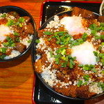 たぬ金亭 - 小盛&特盛 比較