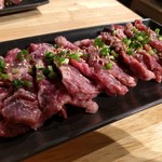 ホルモン焼もんもん - 