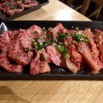 ホルモン焼もんもん - 