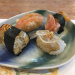 すし処金太郎 - 2016.11 玉子焼き、エビ、赤貝、サヨリ（右回り）