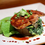 ハンガリー産フォアグラのポアレ、大根添え