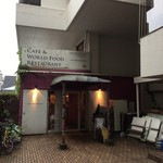 トウキョウ ファミリー レストラン - 外観です