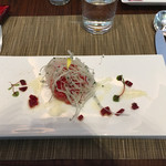 フレンチビストロ ル ドール - ビーツとサーモンのマリネ