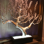 フレンチビストロ ル ドール - 玄関のモニュメント