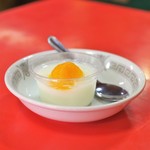 竜丹 - 杏仁豆腐