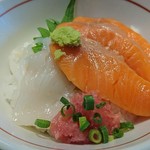 煮干し中華そば一燈 - 海鮮丼ハーフ 280円