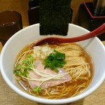 麺屋 正路 - 秋刀魚節ラーメン(黒醤油)大盛