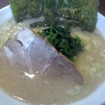 横浜ラーメン 弐七家 - 「塩ラーメン(680円)」[平成28年11月25日(金)]