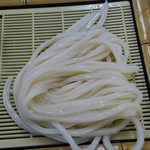 Sanuki Udon Oomae - ざる 300円
                        中太の角のある程よい硬さの麺でうみゃあ