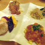 おばんさい盛り合わせ(800円)