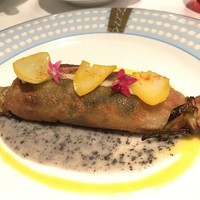 モナリザ 恵比寿店 - 手長海老と冬ネギのクレピネット　ユリネとトリュフの香るソース