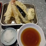 地魚酒場 魚八商店 - 天ぷら定食(ランチ)