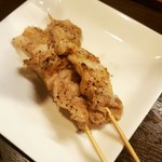 Hon Waka - シロ串焼き