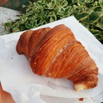 たま木のクロワッサン\180