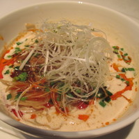 龍天門 - 担担麺ー小サイズが追加料金でいただけますー