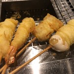 串揚げダイニング だんらん家 - うずら、海老他