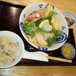 手打ちうどん ほそ井 - お昼のランチセット