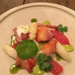 organ - 2016.11.25
      「赤貝とブッラータ、ホワイトアスパラガス、レモングラスノソース」