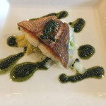 ビストロモンマルトル - 真鯛のポワレ 半身のコース