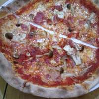 Osteria UVA RARA 横浜 - 
