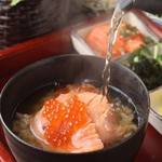 鮨・椿油天ぷら  八木 - 出汁がきいてて美味しいです。