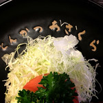 とんかつあさくら - キャベツもふわふわ