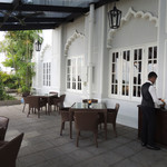 Farquhar's Bar - サーキーズ・コーナーのテラス