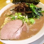 うまいヨゆうちゃんラーメン - ラーメン　細麺（１１月１９日）