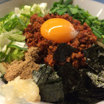 一番いちばん - 早速再訪台湾混ぜそば。追い飯はデフォルトで付いているのでライスの食券は不要でゴザる。