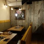 お肉屋 けいすけ 三男坊 - 奥には隠し部屋的な個室