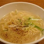 お肉屋 けいすけ 三男坊 - 〆の牛骨ラーメン
