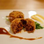 お肉屋 けいすけ 三男坊 - けいすけ風ビーフシチューコロッケ