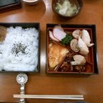 Giwom Morikou - ２段重のお弁当