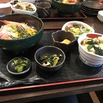 鮮魚屋 まっちゃん - 海鮮丼ランチ