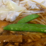 かおたんラーメンえんとつ屋 - ワンタン麺