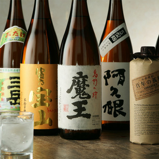 Enjoy <local sake and authentic shochu>.