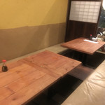 Kikumatsu Shokudou - 半個室風の席は、掘りごたつ。