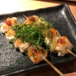 Tori To Sake Ren - 変り串（梅シソ）1本160円