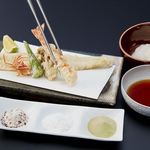 Lunch limited Tempura course [Rikyu]