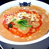 博多華都飯店 - 担々麺