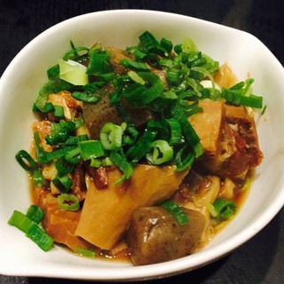 Stewed beef tendon