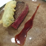 スリオラ - アカ牛の炭火焼き　ピキーヨスピーマンの煮込み