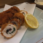 味亭 風花 - ササミフライ（チーズ・梅入り）