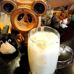 カフェドとうへん木 - バナナジュース