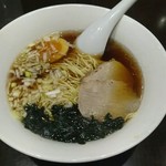 中華料理 菜香菜 - ラーメン302円