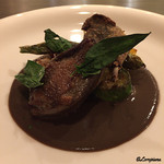 カーサ・デル・チーボ - メインの皿は鳩のコンフィ